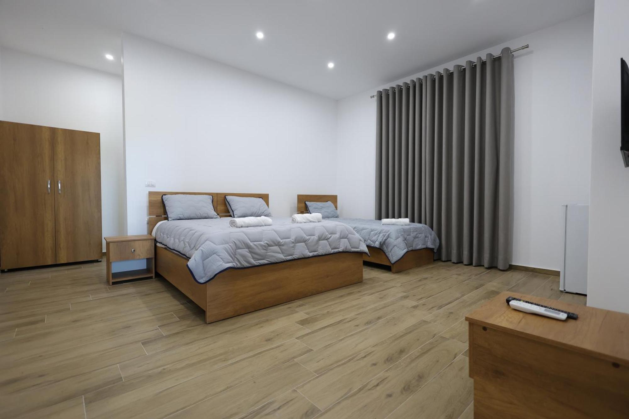 Guesthouse Aurel بيرات المظهر الخارجي الصورة