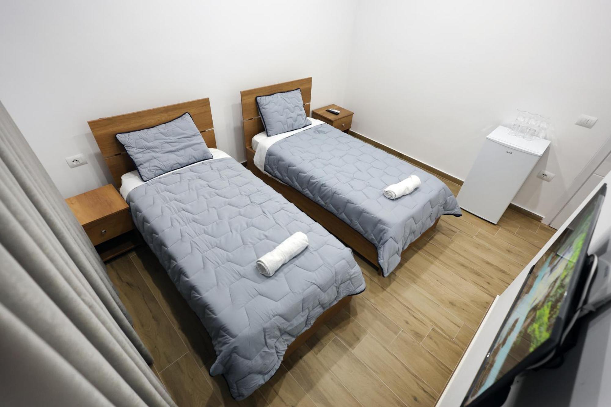 Guesthouse Aurel بيرات المظهر الخارجي الصورة