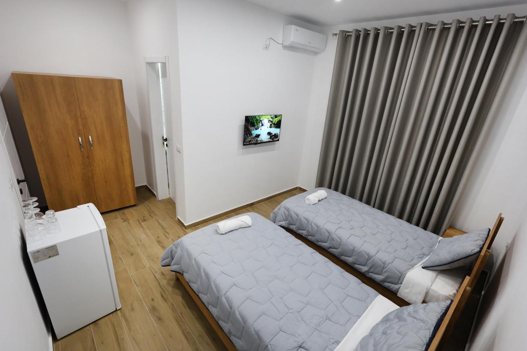 Guesthouse Aurel بيرات المظهر الخارجي الصورة